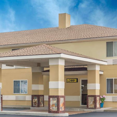 Super 8 By Wyndham Hanover Luaran gambar