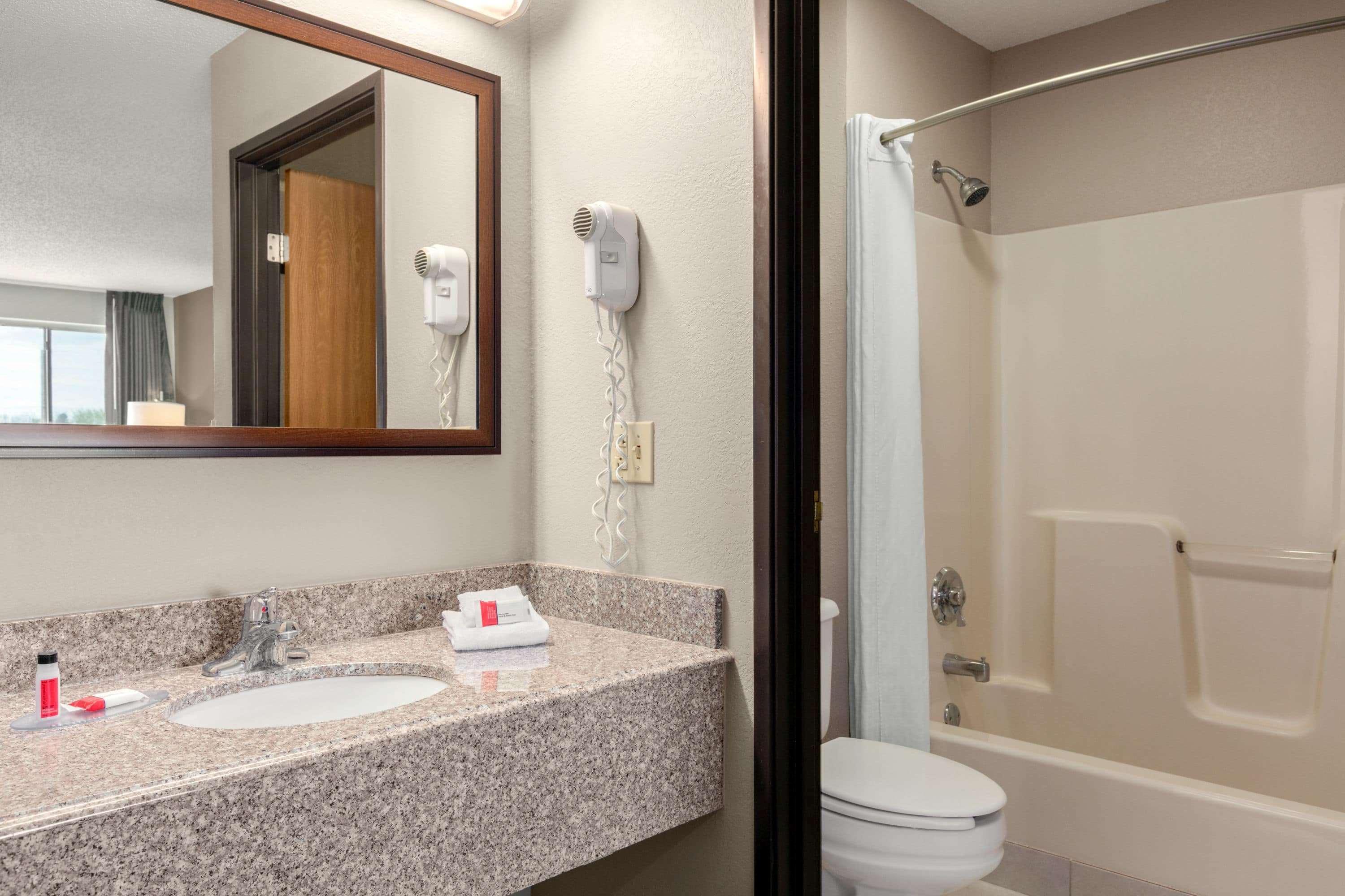 Super 8 By Wyndham Hanover Luaran gambar