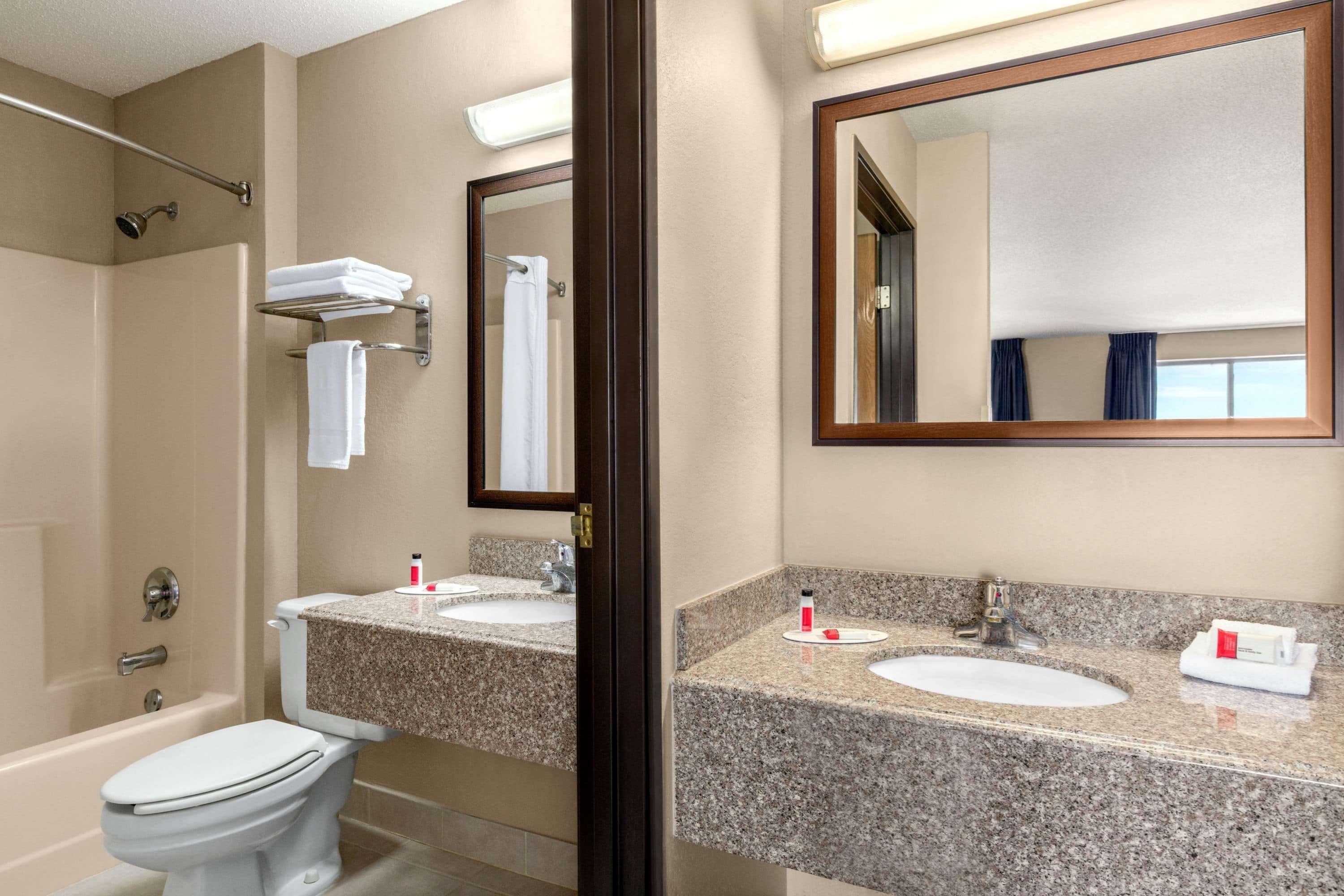 Super 8 By Wyndham Hanover Luaran gambar