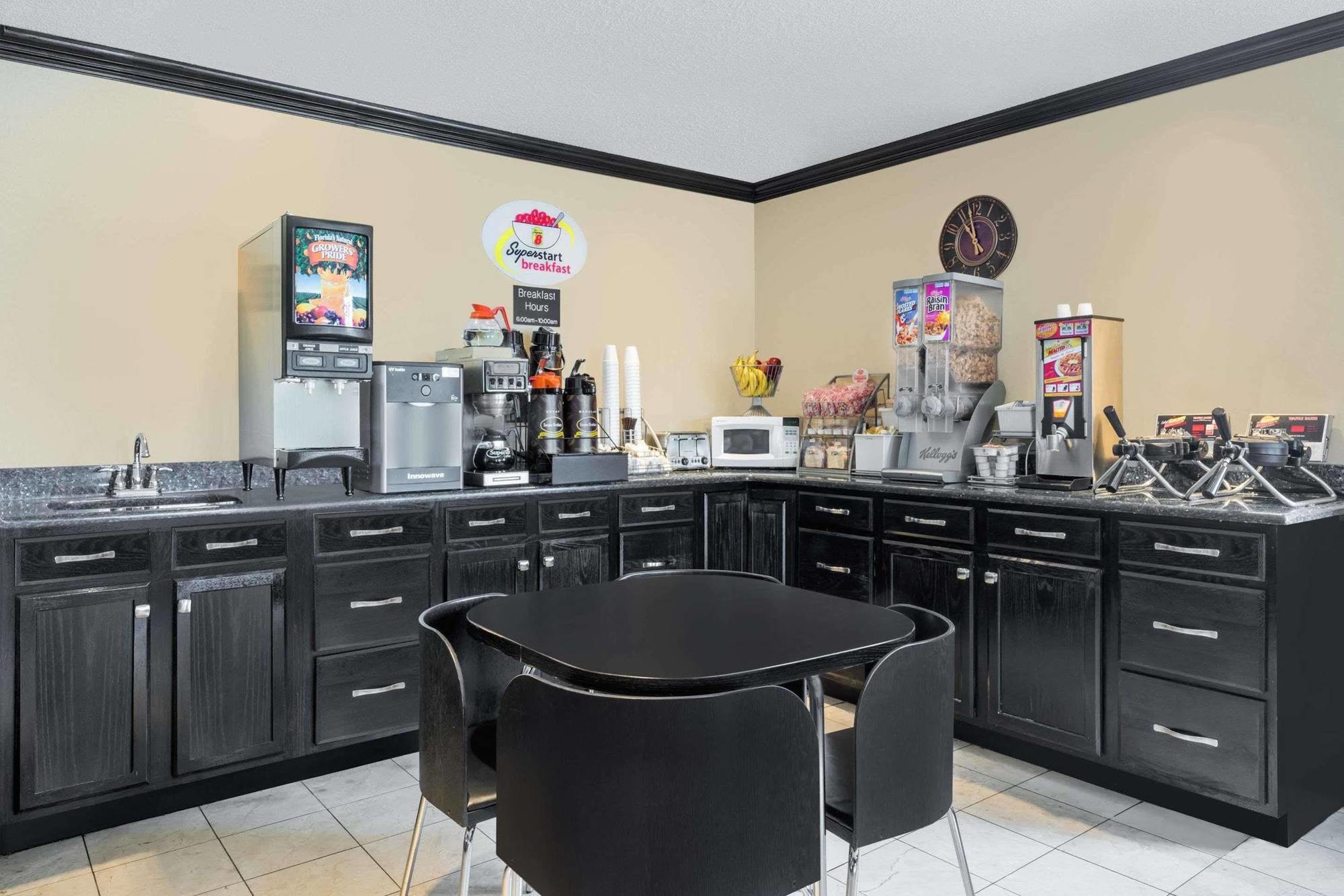 Super 8 By Wyndham Hanover Luaran gambar